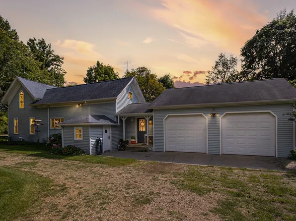 29684 30th St, Paw Paw, MI 49079