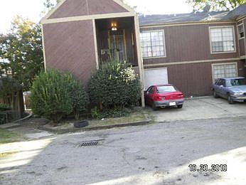 1st image of 6201 Summer Hills Cir #B