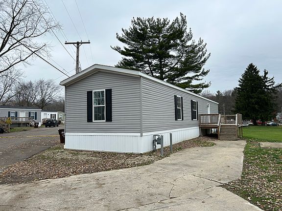 5th image of 673 Armstrong St Lot 9