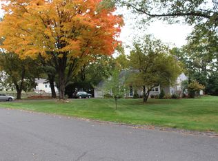 144 Plymouth Ave, Trumbull, CT 06611