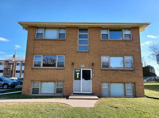 990 Lynde Dr NE, Fridley, MN 55432