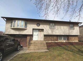 1613 216th Pl, Sauk Village, IL