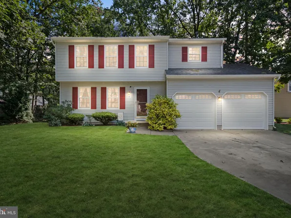 18 Ashland Ave, Erial, NJ 08081