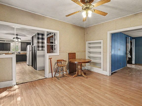 4th image of 263 10th St
