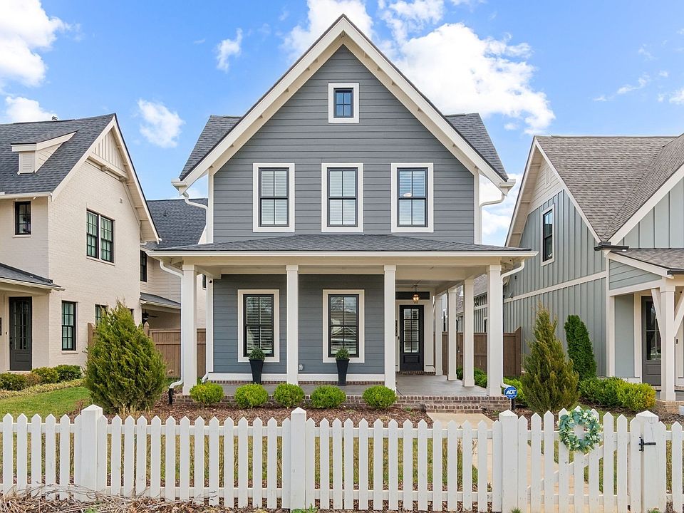 1st image of 2620 Buckner Ln