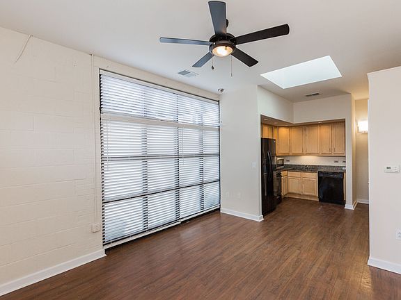 3rd image of 1302 Mactavish Ave #11530025