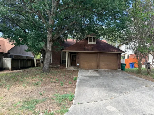 8119 CLOUD TRL, San Antonio, TX 78250
