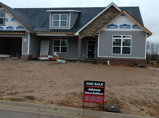 131 Hawthorne Dr, Winchester, KY 40391