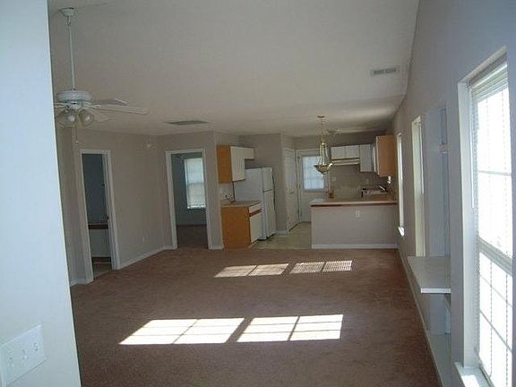 2nd image of 303 North St