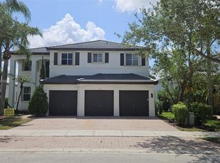 1108 Fairfield Meadows Dr, Fort Lauderdale, FL 33327