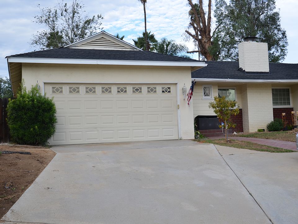 1st image of 400 Beverly Dr
