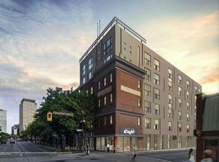 121 King St E #408, Hamilton, ON
