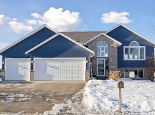 1546 Mallard Ave, Baldwin, WI 54002