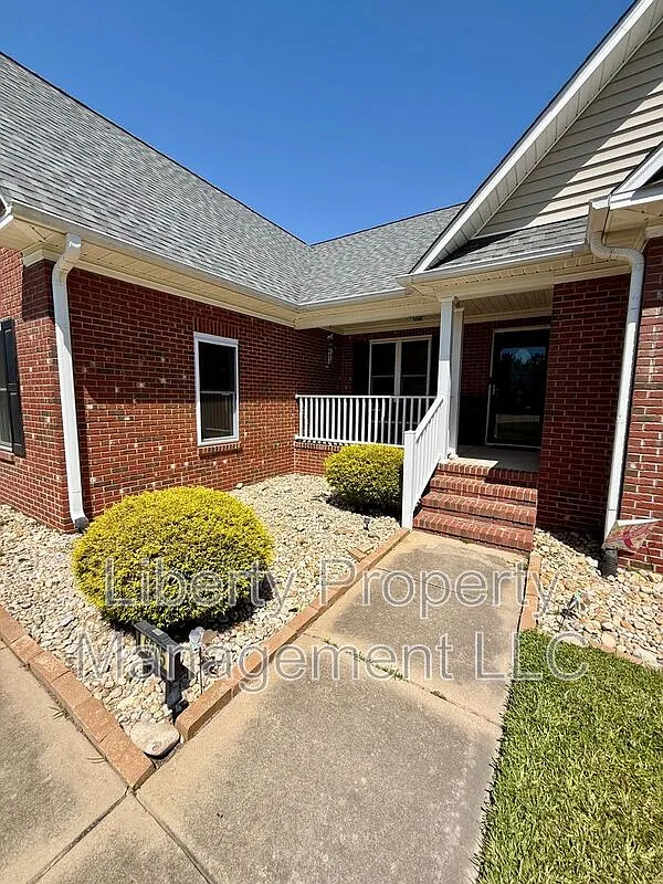 Building Photo - 6205 Yorkie Ct