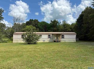 1328 Tidmore Bend Rd, Gadsden, AL 35901
