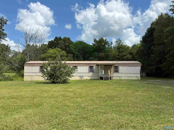 1328 Tidmore Bend Rd, Gadsden, AL 35901