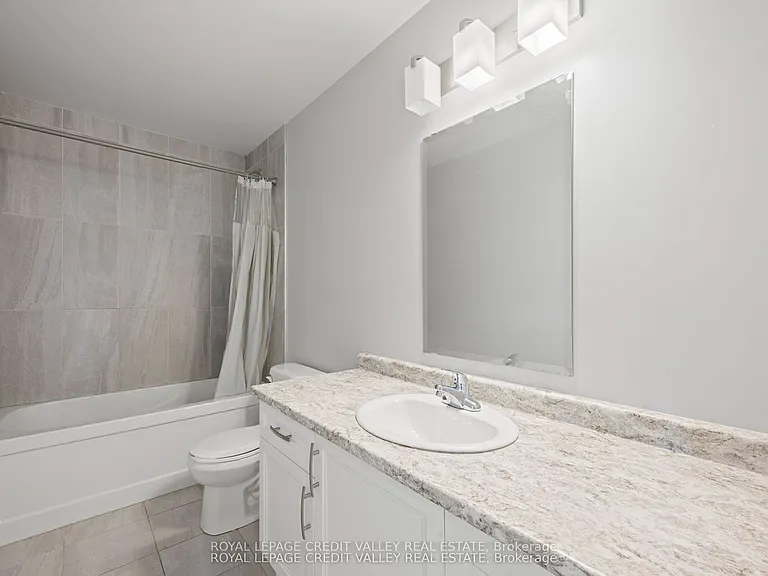 2739 Asima Dr — Photo 33