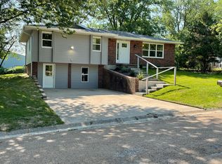 2300 N Hawthorn Dr, Columbia, MO 65202