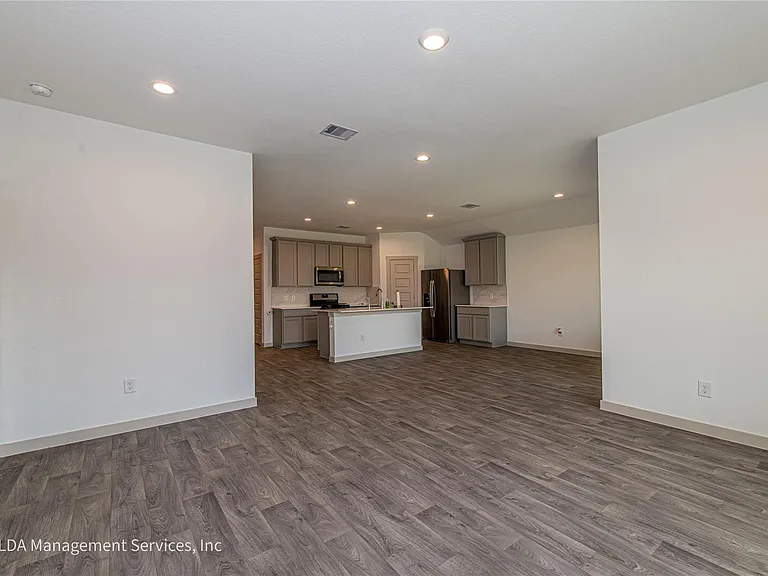 8038 Brahman Ln — Photo 6