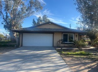 14615 El Cariso Rd, Victorville, CA 92392