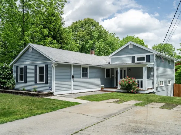 403 Vernon St, Wakefield, MA 01880