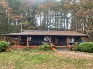 9 Pine Oak Trl, West Greenwich, RI 02817
