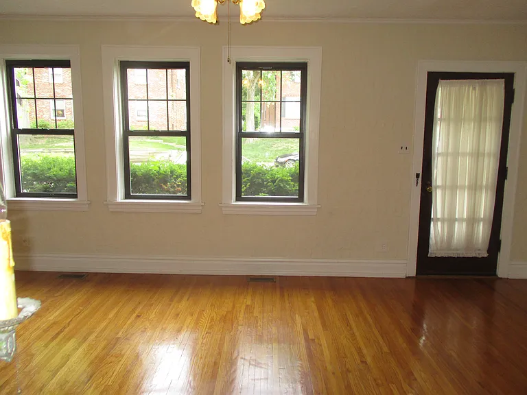 1079 Terrace Dr #A — Photo 2