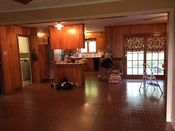 2nd image of 701 N Deer Creek Dr E