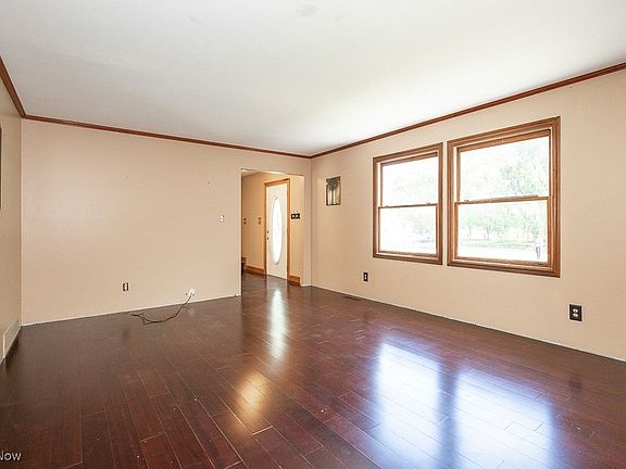5th image of 17328 Fetzer Dr