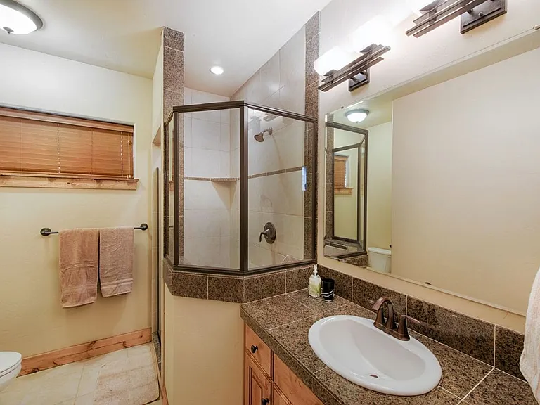 1503 Louisa Ave — Photo 5