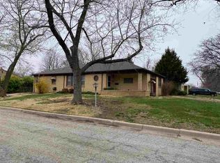 719 Courtleigh St, Wichita, KS 67218