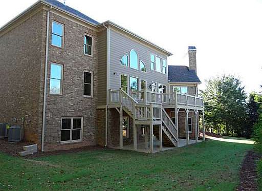 2nd image of 904 Meadow Club Ct