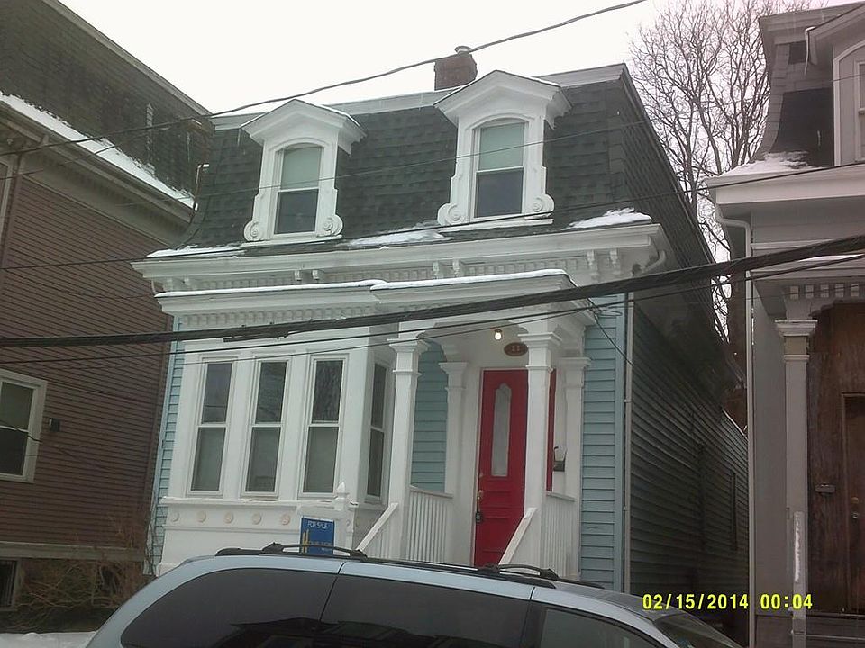 2nd image of 11 Valentine St