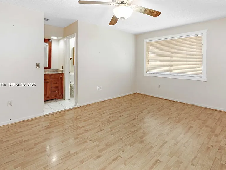 2500 SW 113th Ct — Photo 9