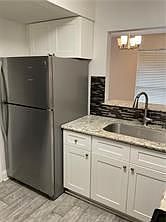 4th image of 2619 Rue Saint Martin