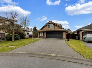 8518 165a St, Surrey, BC V4N 3H2