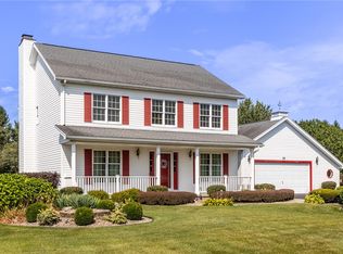 19 Grouse Point, Webster, NY 14580