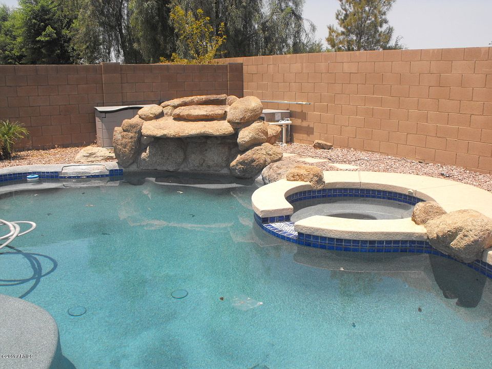 1st image of 590 E Heather Drive