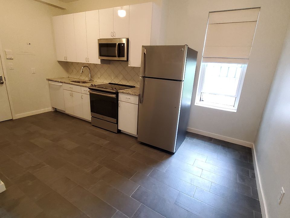 1st image of 26-16 23rd Ave #1R