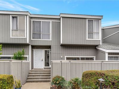 2670 W Segerstrom Ave Unit F, Santa Ana, CA, 92704