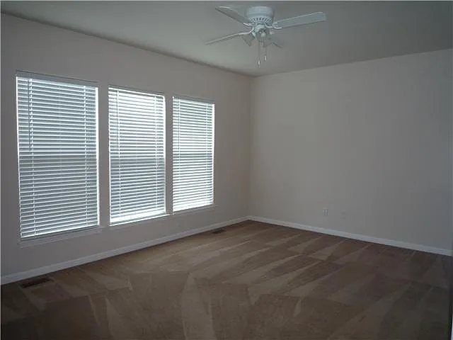 716 Arbor Springs Dr — Photo 9