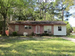 142 Edna Pl, Warner Robins, GA 31093