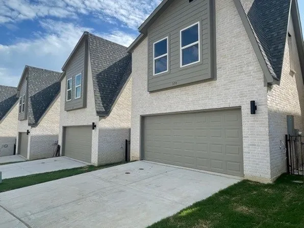 376 Oakbend Dr, Lewisville, TX 75067