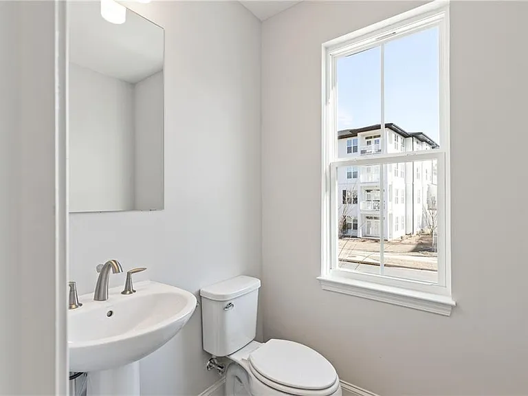 801 Cameron Trl — Photo 16