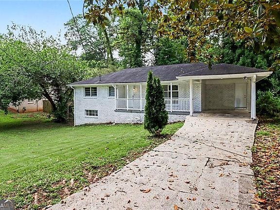 3rd image of 2951 Belvedere Ln