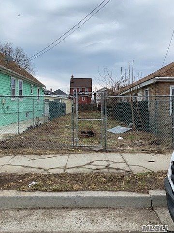 1st image of 431 Beach 43rd St