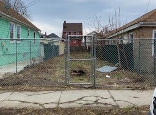 431 Beach 43rd St, Far Rockaway, NY 11691