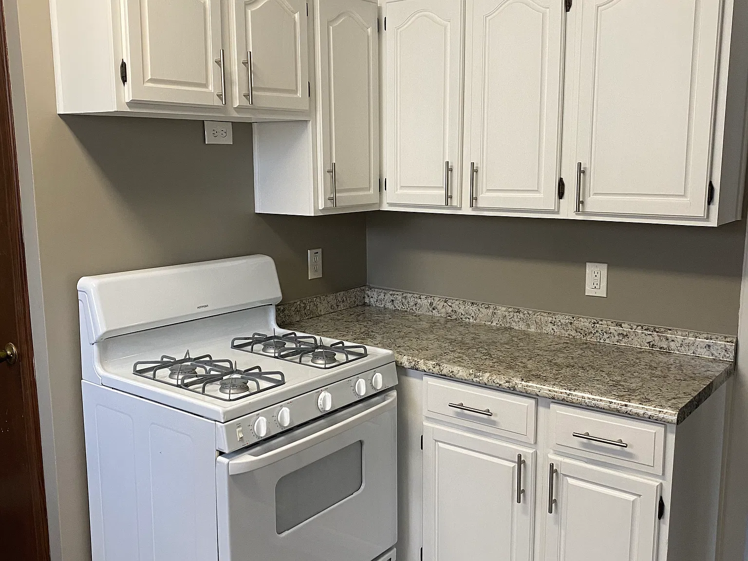 425 Bell Street — Photo 4