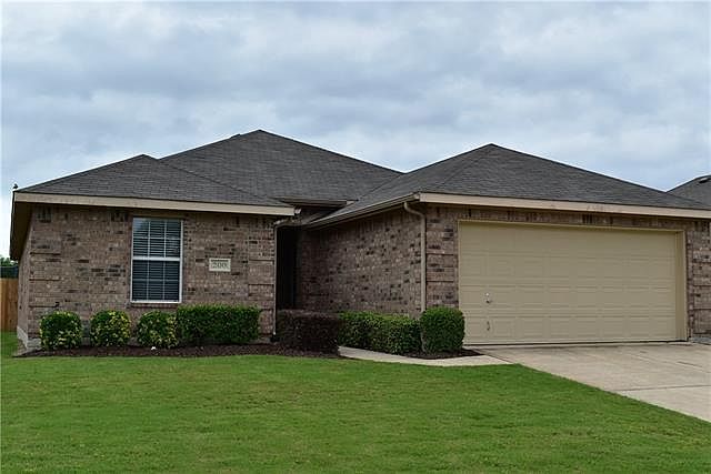 1st image of 200 Angelina Dr