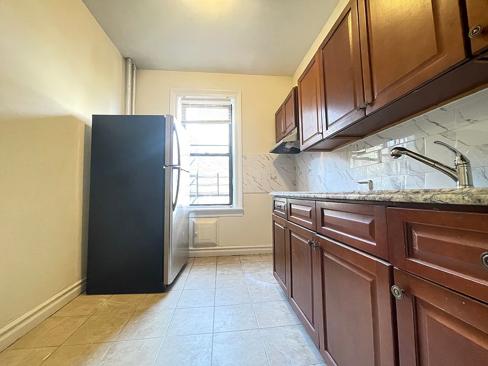1st image of 321 Fairmount Ave #36E